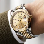 Rolex Datejust for Men - 126333, Gold Dial - Image 4