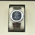 Patek Philippe Nautilus-Men with Blue Dial 5712/1A-001 . - Image 5