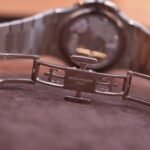 ⁦ساعة باتيك فيليب ناوتيلاس للرجال - ميناء أزرق فاخرة(5740/1G)⁩ - الصورة ⁦2⁩