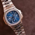 ⁦ساعة باتيك فيليب ناوتيلاس للرجال - ميناء أزرق فاخرة(5740/1G)⁩ - الصورة ⁦3⁩