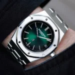 Audemars Piguet Royal Oak Watch for men-Green &Silver. - Image 2