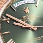 Rolex Day-Date 228235 for Men - Green Dial - Image 9
