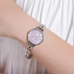 ⁦ساعة امبوريو ارماني للسيدات AR11122 - مينا بنفسجية⁩ - الصورة ⁦6⁩
