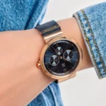 ⁦ساعة تومي هيلفيغر للنساء 1782541، مينا زرقاء⁩ - الصورة ⁦8⁩