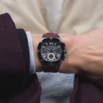 ⁦ساعة جيس هيد لاين للرجال – GW0571G4، مينا رمادية واستيك أحمر⁩ - الصورة ⁦6⁩