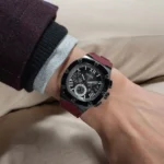 ⁦ساعة جيس هيد لاين للرجال – GW0571G4، مينا رمادية واستيك أحمر⁩ - الصورة ⁦9⁩