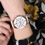 ⁦ساعة جيس أثينا للسيدات – GW0030L3، مينا بيضاء⁩ - الصورة ⁦10⁩