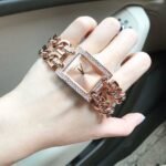 ⁦ساعة جيس حريمي أنالوج موديل (مود هيفي ميتال) W0072L3، مزودة بميناء ذهبي وردي⁩ - الصورة ⁦4⁩