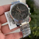 ⁦ساعة هوجو بوس سكاي ماستر كرونوغراف للرجال 1513789 - مينا باللون الرمادي⁩ - الصورة ⁦8⁩