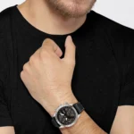 ⁦ساعة هوجو بوس بايلوت اديشن كرونو للرجال 1513853 - مينا باللون الأسود⁩ - الصورة ⁦12⁩