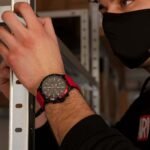 ⁦ساعة تومي هيلفيغر رجالي 1791722 "بانك" بلون أسود.⁩ - الصورة ⁦8⁩