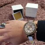 ⁦ساعة مايكل كورس حريمي MK6119 "باركر" بلون أبيض.⁩ - الصورة ⁦10⁩