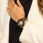 ⁦ساعة مايكل كورس حريمي MK6979 "رانواي"مينا بلون أسود.⁩ - الصورة ⁦5⁩