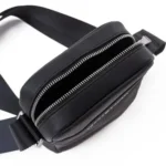 Tommy Hilfiger Men's Crossbody Bag -Leather - Black. - Image 3